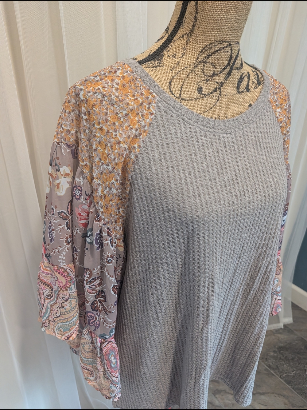 Umgee Gray Waffle Knit Top - Picture 3 of 6